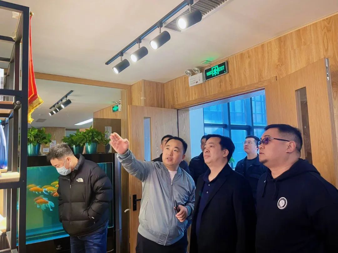 郑州市体育局、郑东新区教文体局领导莅临彩合网体育调研指导